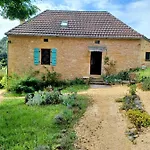 Le Clos De *