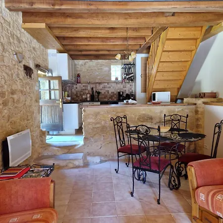 Дом отдыха Le Clos De *